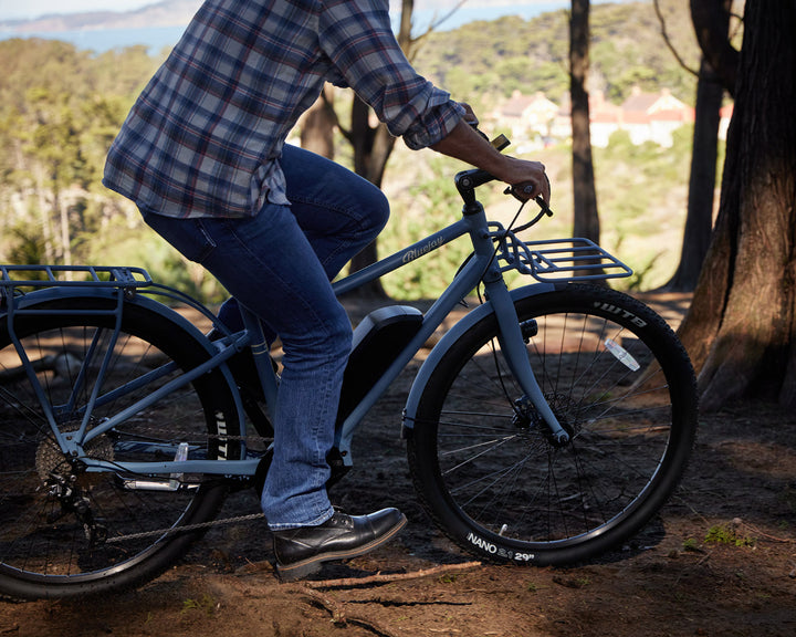 Bluejay Sport Review: A Vintage-Looking Ebike For City And Off-Road Adventures