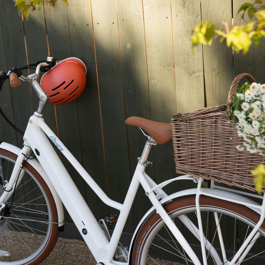 Bluejay Premiere Lite - Modern White Electric Bike